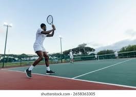 球员赛后把球鞋送给小球迷